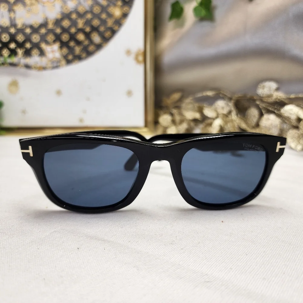 NWT TOM FORD Tom Ford FT1076 Kendel Sunglasses